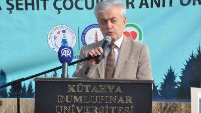 KÜTAHYA (AA) – Kütahya'da, şehit çocuklar için 500 meyve fidanı