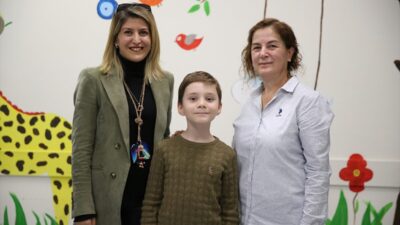 - Denizli'de bir yıl önce yakalandığı lösemiden hastanede gördüğü yoğun