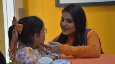 - Karaman'da lösemiyi dört yıl süren tedavinin ardından yenen 25