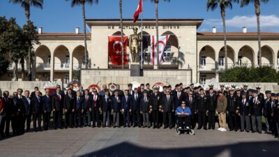 MERSİN (AA) – Mersin'de Kuzey Kıbrıs Türk Cumhuriyeti'nin (KKTC) 42.