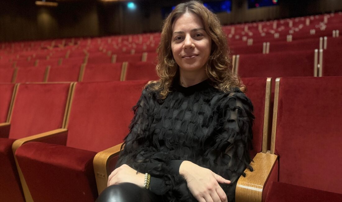 - Uzun:
- "İstanbul'da olmak benim için çok büyük bir onur.