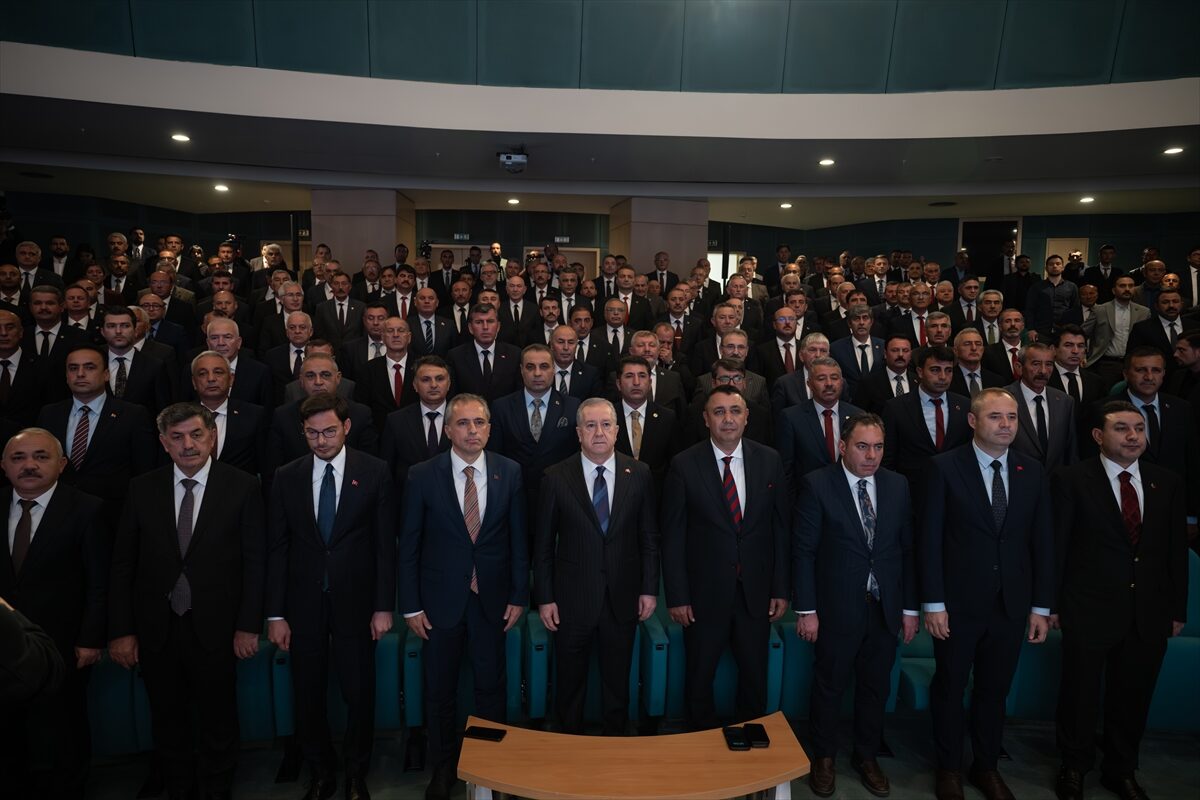 - "Terörsüz Türkiye ile Türk'le Kürt'ün et ve tırnak gibi