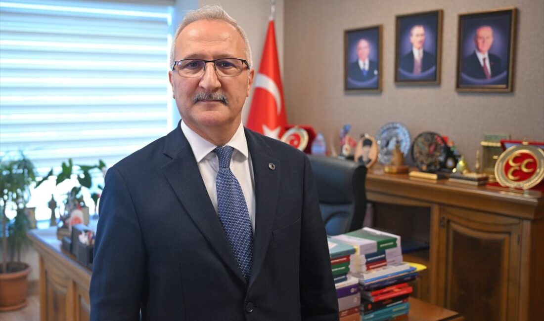 - MHP Genel Başkanı Devlet Bahçeli'nin himayesinde gerçekleştirilecek çalıştaya, 160