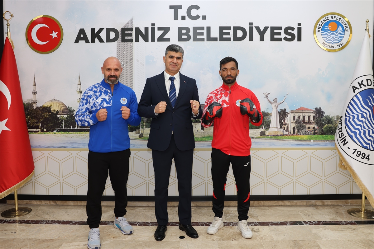 MERSİN (AA) – Milli kick boksçu Hatip Emlek, 21-30 Kasım'da