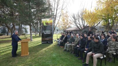 - MSB Basın ve Halkla İlişkiler Müşaviri Tuğamiral Zeki Aktürk:
-