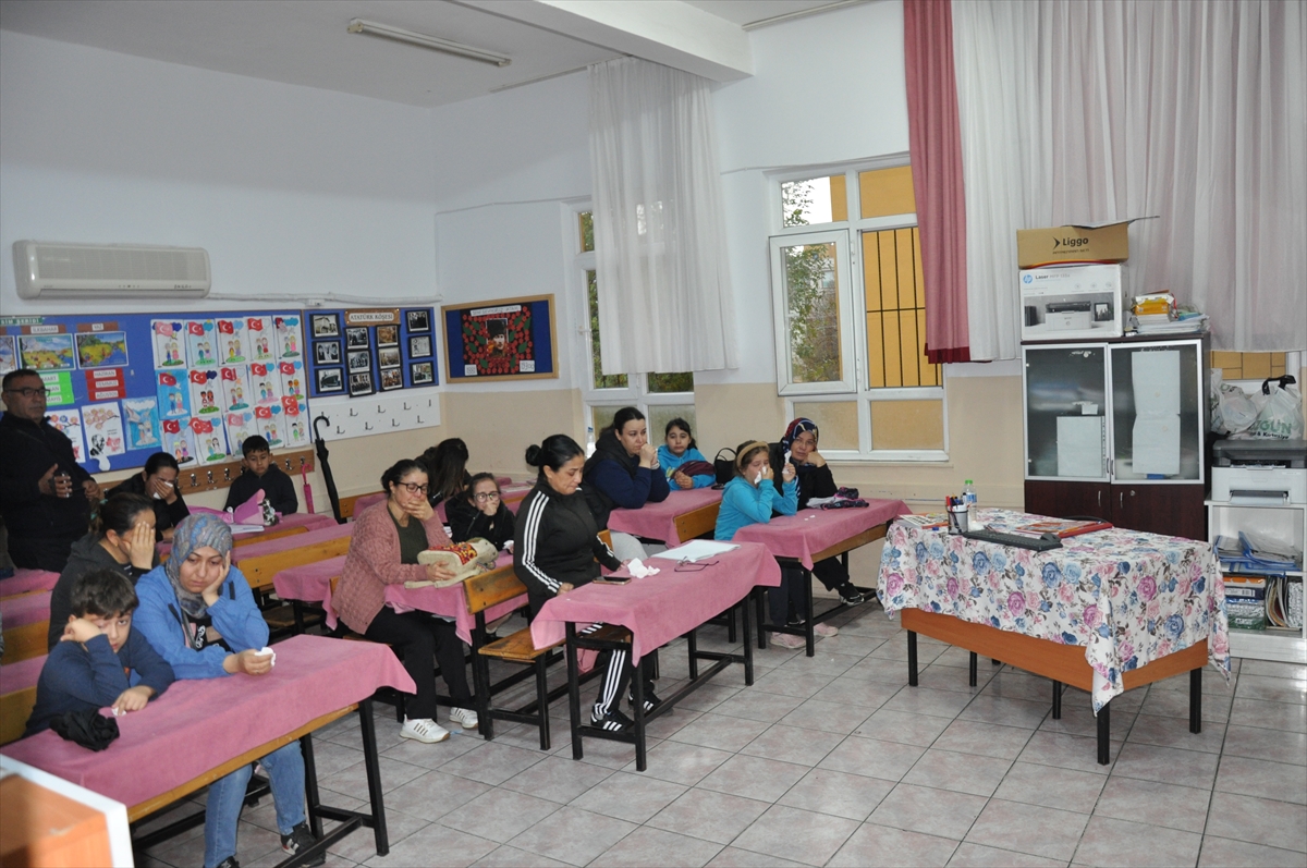 - Mersin'in Silifke ilçesinde öğretmen Gülşen Tınas'ın yaşamını yitirdiği kazada