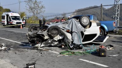 ORDU (AA) – Ordu'nun Ulubey ilçesinde otomobil ile pikabın çarpışması