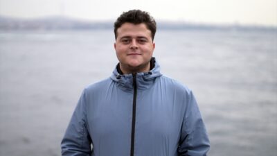 - Marmara Üniversitesi İlahiyat Fakültesi öğrencisi İbrahim Etem Aktaş:
- "Bir