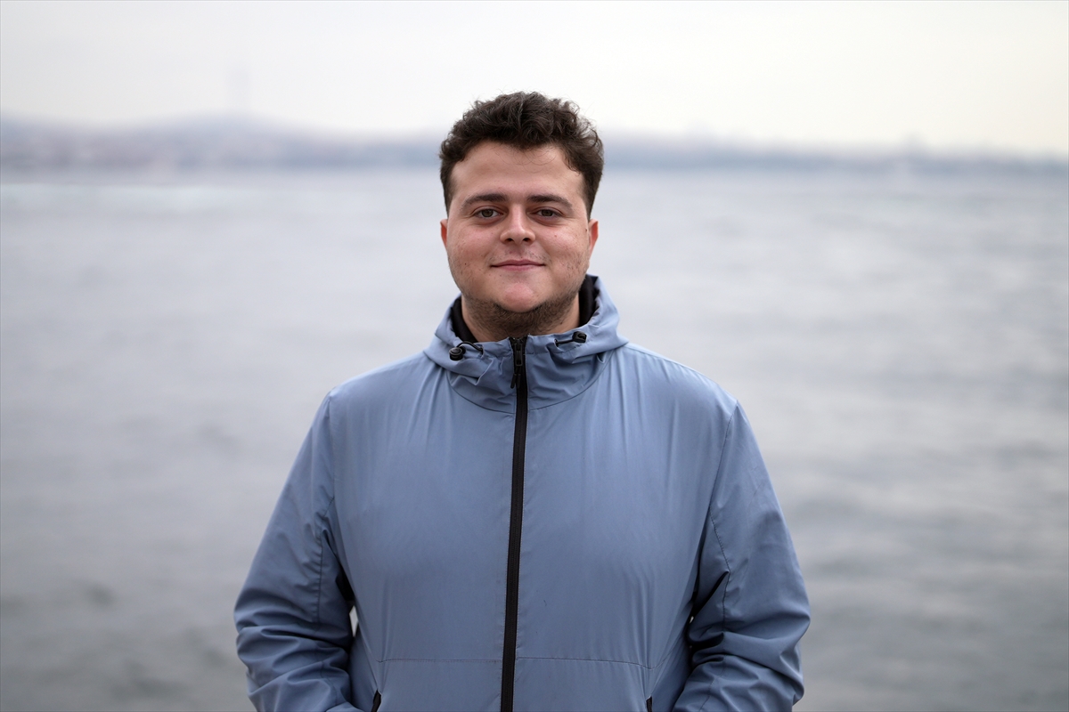 - Marmara Üniversitesi İlahiyat Fakültesi öğrencisi İbrahim Etem Aktaş:
- "Bir