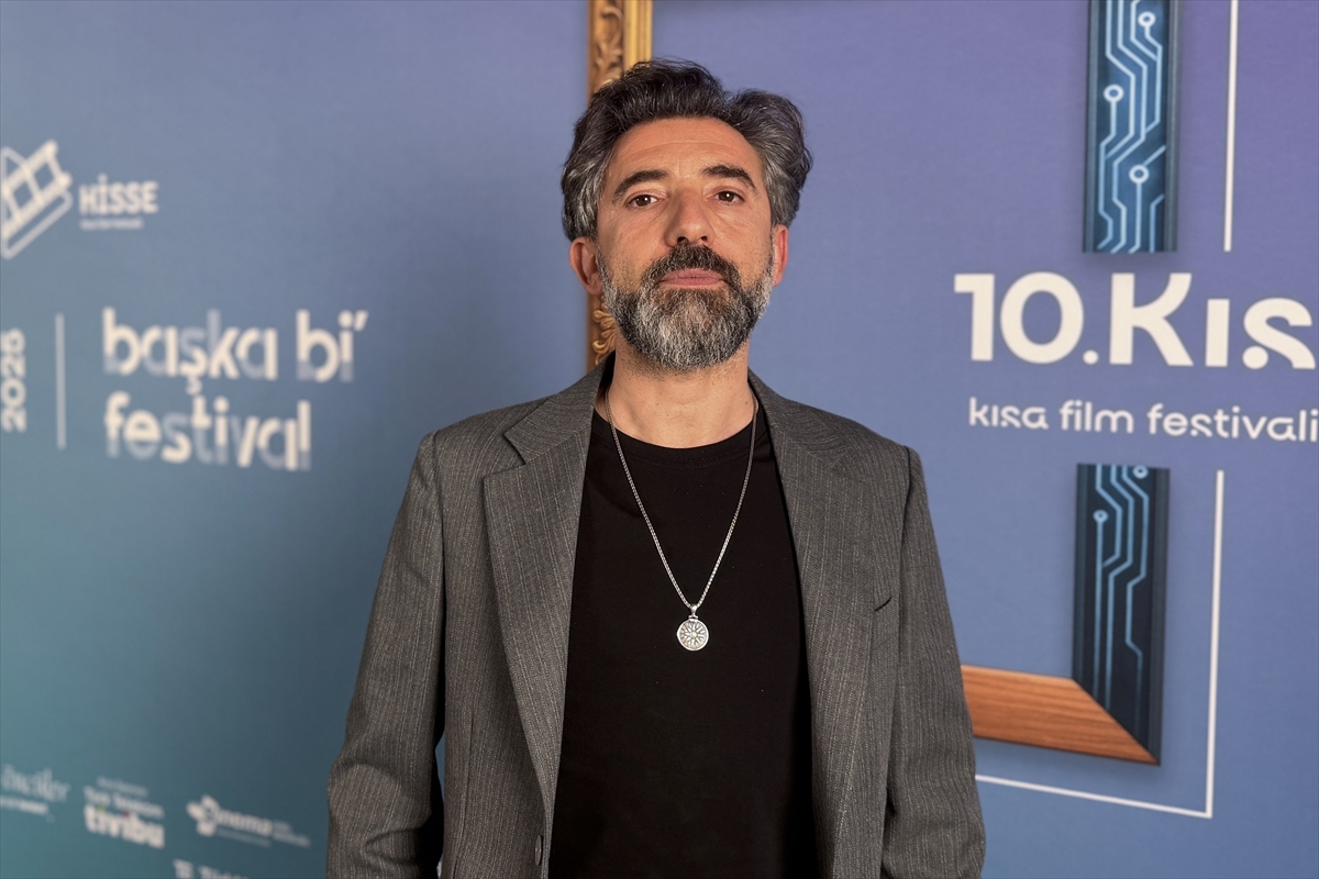 - Turak:
- "Oyununuz bir saat de üç saat de olsa,