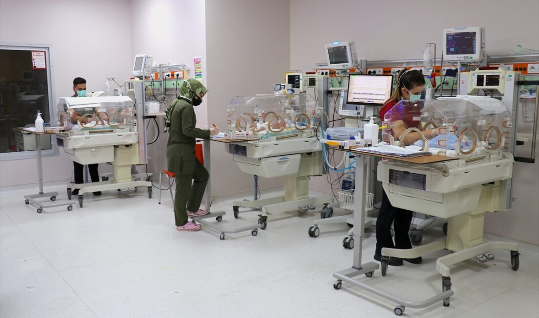 - Van Yüzüncü Yıl Üniversitesi Dursun Odabaş Tıp Merkezi Yenidoğan