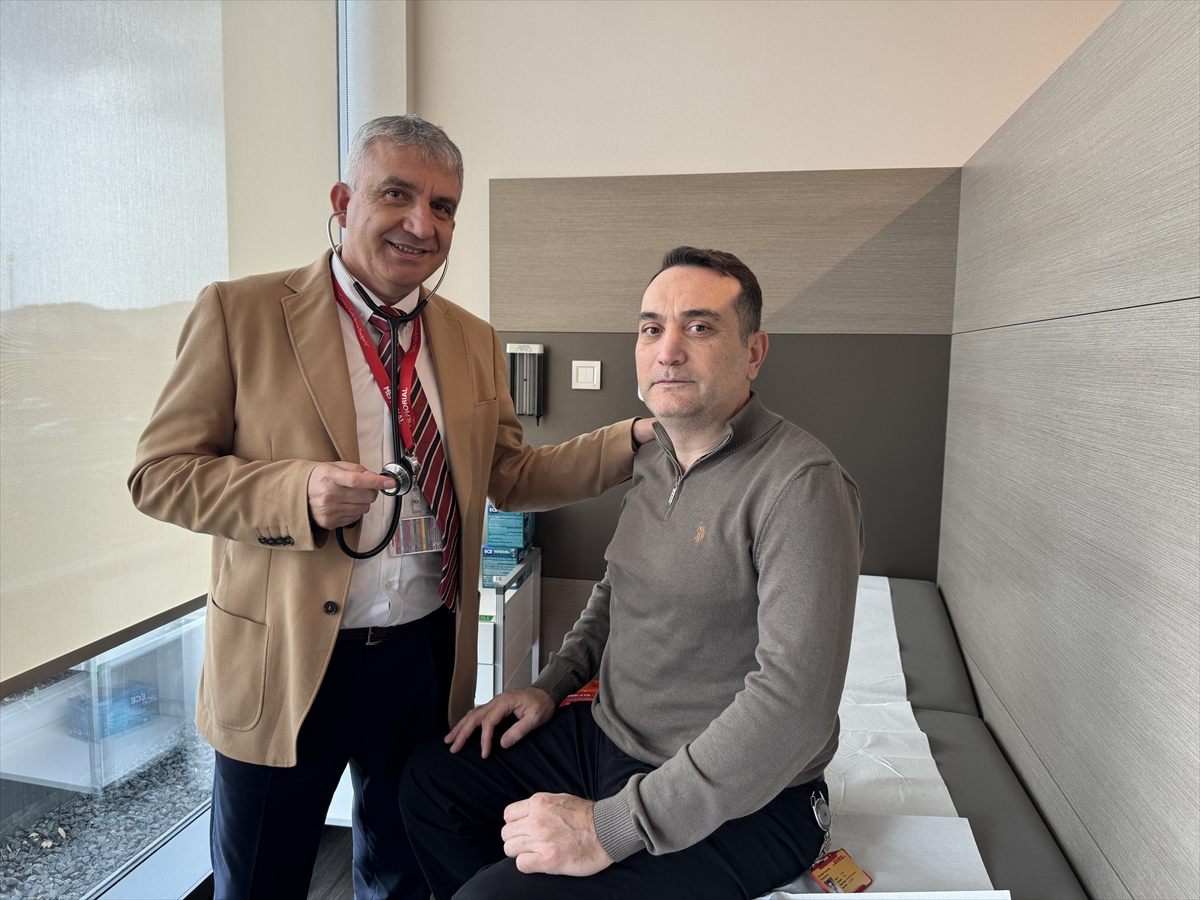 - Bir yıllık tedavinin ardından sağlığına kavuşan 2 çocuk babası