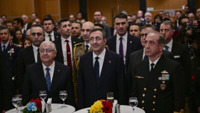 - Romanya'nın Ankara Büyükelçisi Stefan Alexandru Tinca:
- "Türkiye’nin bölgemizde kıtalar