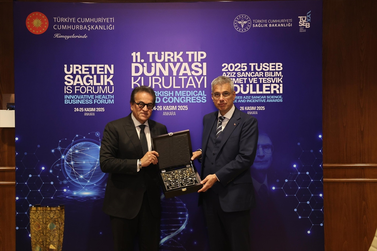 ANKARA (AA) – Sağlık Bakanı Kemal Memişoğlu, 11. Türk Tıp