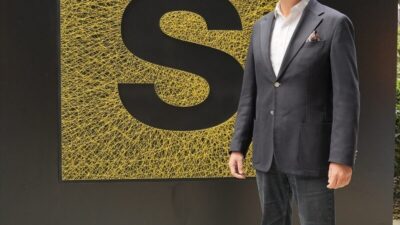 - sahibinden.com CEO'su Burak Ertaş:
- "Her iki kişiden birinin sürece