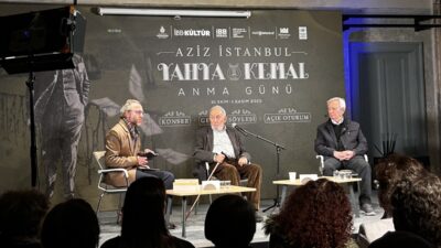 - Şair ve yazar Beşir Ayvazoğlu:
- "Yahya Kemal, tam zamanında