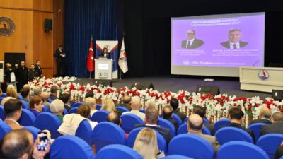 SAMSUN (AA) – Samsun'da, "Milli Egemenliğin Doğuşu: Samsun'dan Cumhuriyete" paneli