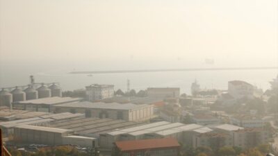 SAMSUN (AA) – Samsun'da etkili olan sis nedeniyle görüş mesafesi