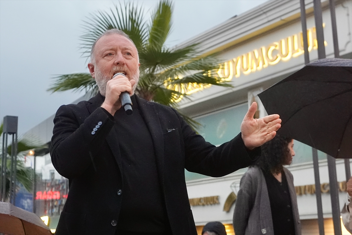 İSTANBUL (AA) – Sancaktepe'de, DEM Parti'nin de aralarında bulunduğu bazı