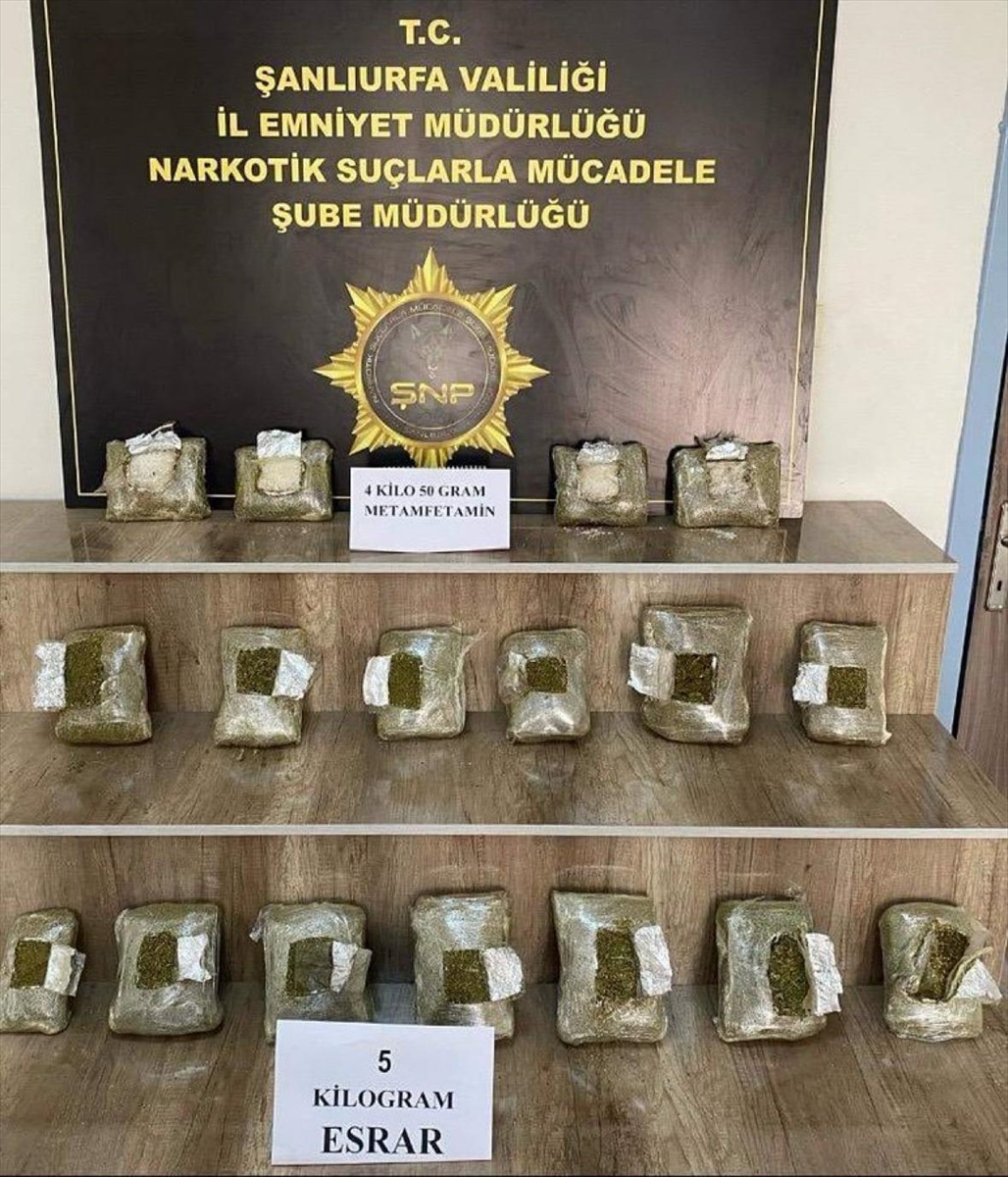 ŞANLIURFA (AA) – Şanlıurfa'nın Siverek ilçesinde düzenlenen uyuşturucu operasyonunda 2