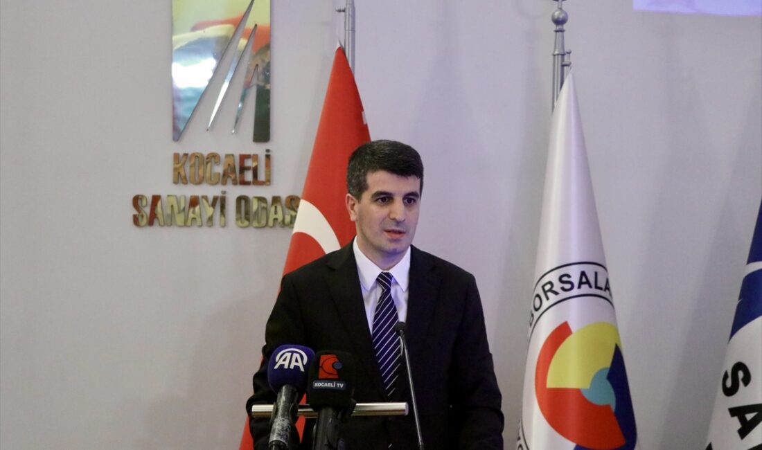 - "Bölgede lider, küresel aktör Türk savunma sanayisi vizyonuyla faaliyetleri