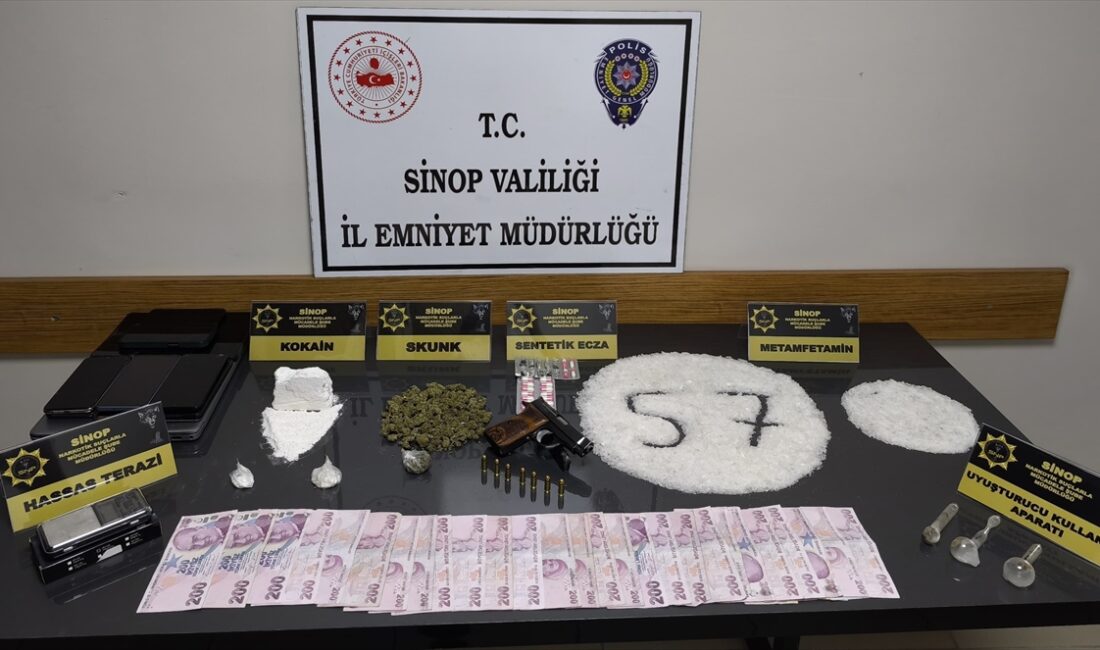 SİNOP (AA) – Sinop'ta düzenlenen uyuşturucu operasyonunda yakalanan 7 kişi