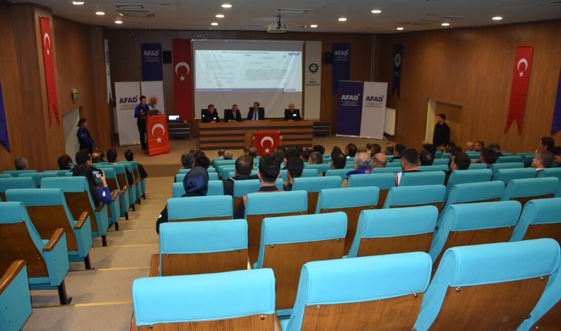 ŞIRNAK (AA) – Şırnak'ta, Vali Birol Ekici başkanlığında "İl Afet