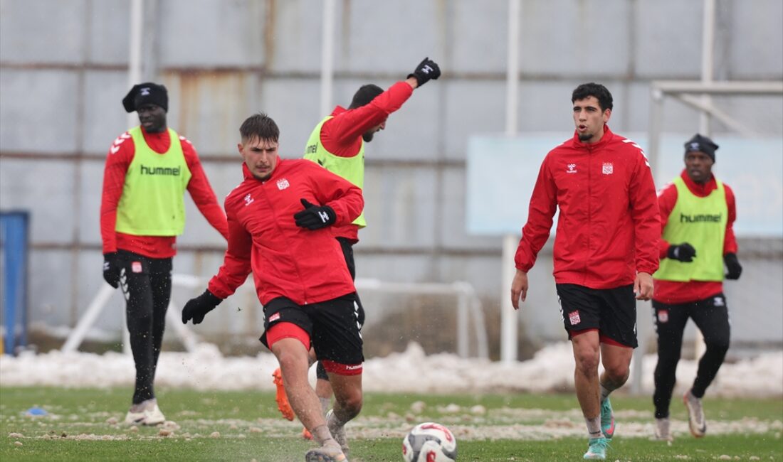 SİVAS (AA) – Trendyol 1. Lig'in 14. haftasında deplasmanda Esenler