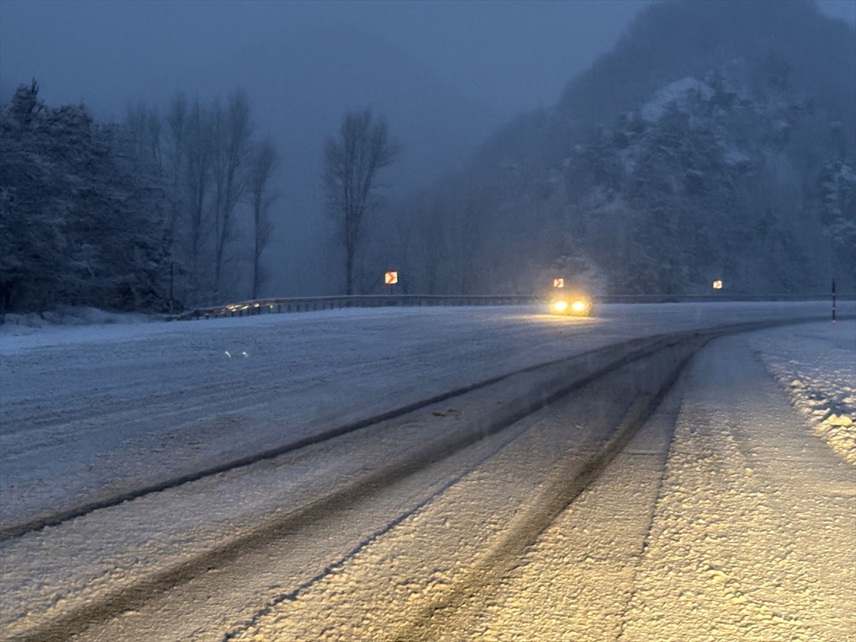 SİVAS (AA) – Sivas'ın Suşehri ile Zara ilçeleri arasında bulunan