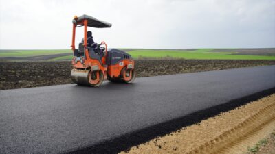 - Vali Yunus Sezer:
- "Nüfusumuzun yüzde 25'i halen köylerimizde yaşıyor