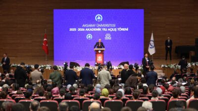 - "Dünya, kendisi için çözümleri bulması gereken kurumların dahi artık