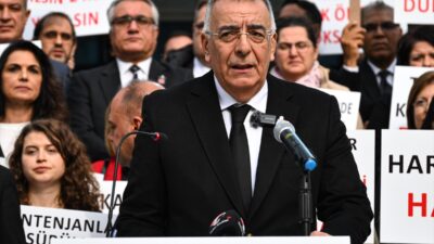 - "Maalesef diş hekimliğinin önünde hızla artan, plansız şekilde mezun