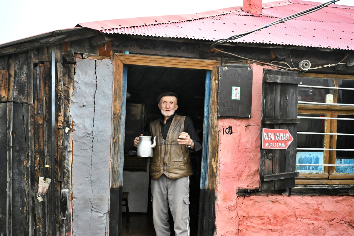 - Maçka ilçesindeki Kusal Yaylası'nda 50 yıl önce zor şartlarda