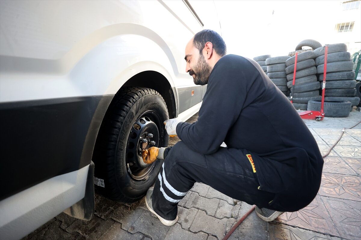 KIRKLARELİ (AA) – Trakya'da şehirler arası yük ve yolcu taşıyan