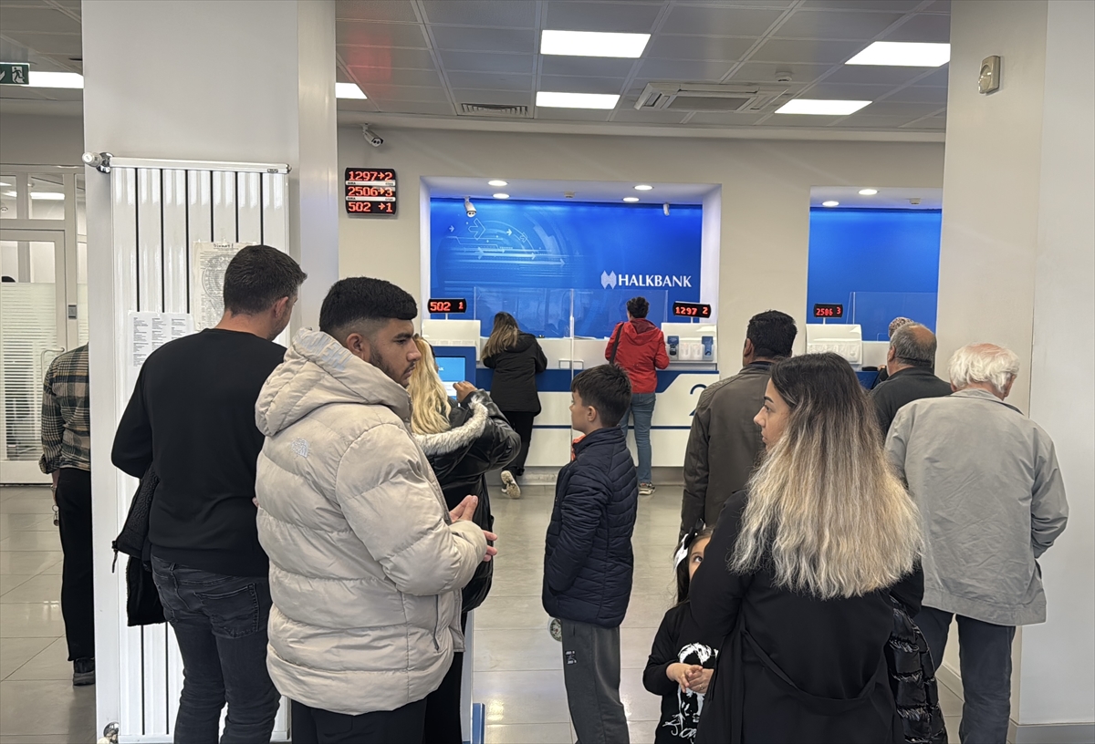 - Edirne'den başvuran Gökhan Kokoroz:
- "Projeyi duyunca mutlu olduk. Banka