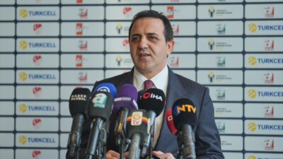 - Fenerbahçe Futbol Takımından Sorumlu Yönetim Kurulu Üyesi Ertan Torunoğulları:
-