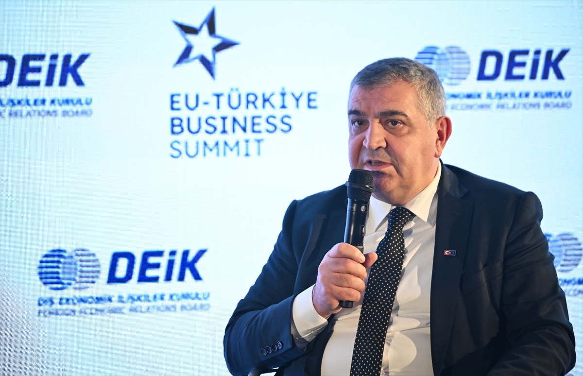 - "Rumların ilişkileri iyileştirme konusunda samimi olduklarını düşünmüyorum. Asıl niyetleri