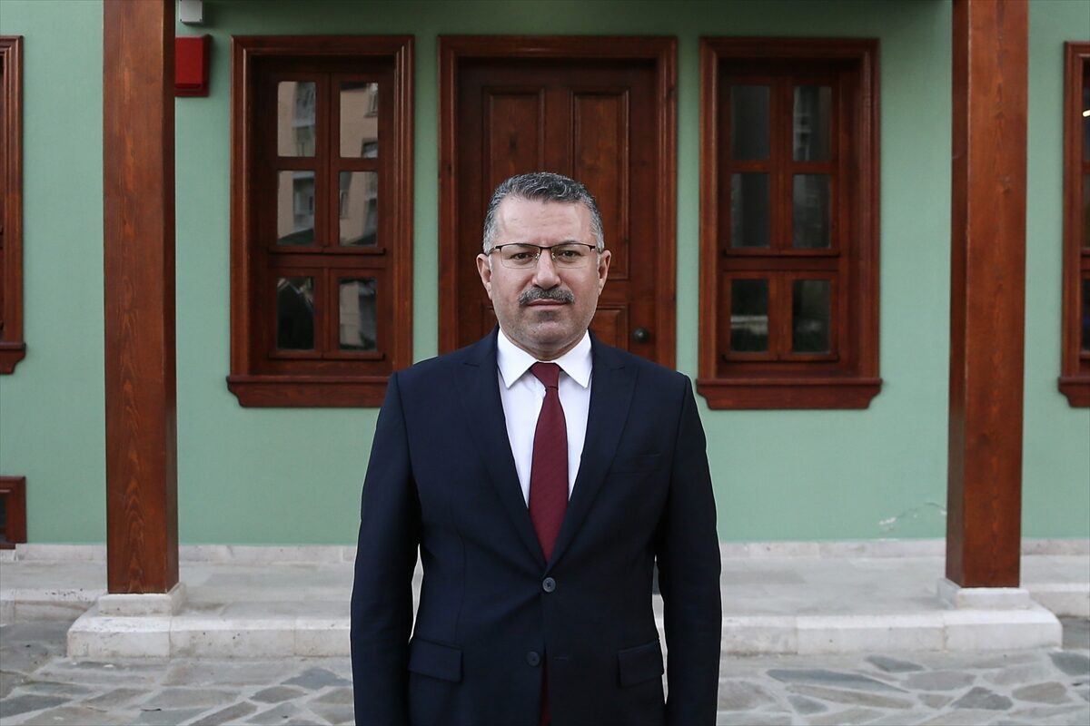 - Karabük Üniversitesi Rektörü Prof. Dr. Fatih Kırışık:
- "KAPGEM bünyesinde