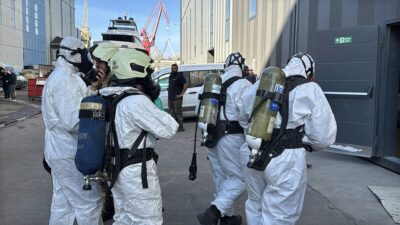 İSTANBUL (AA) – Tuzla'da bir tersanede bulunan yatta çıkan yangın