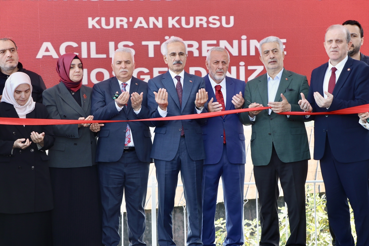 - "2028 yılında, 14 bin kilometre olan demir yolu ağımızı