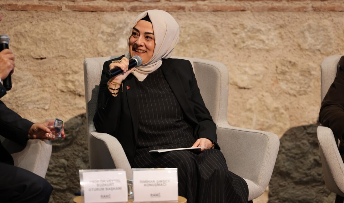 - Yazar Güray Süngü:
- "Benim için önemli olan yapay zekanın