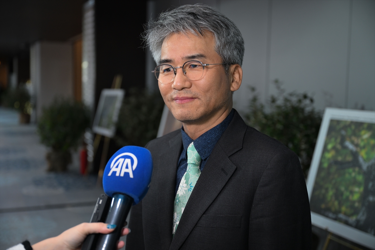 - Kaliforniya Üniversitesi Yangın ve Bitki Örtüsü Ekolojisti Dr. Hugh