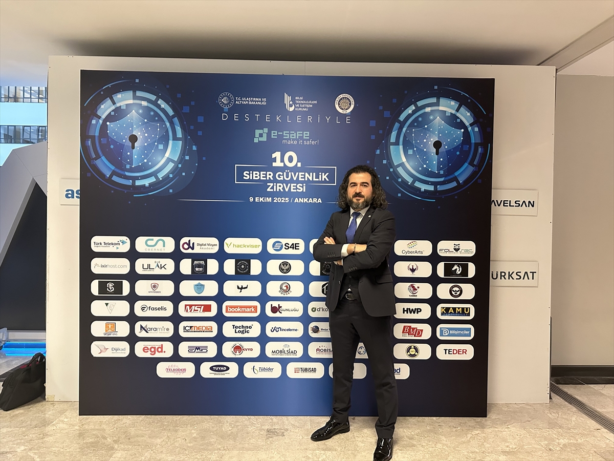 - Ankara Üniversitesi Öğretim Görevlisi Hamza Aytaç Doğanay:
- "Yapay zeka