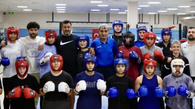 - Yıldız Kadınlar Boks Milli Takımı Başantrenörü Hamdi Yıldırım:
- "Almanya'da