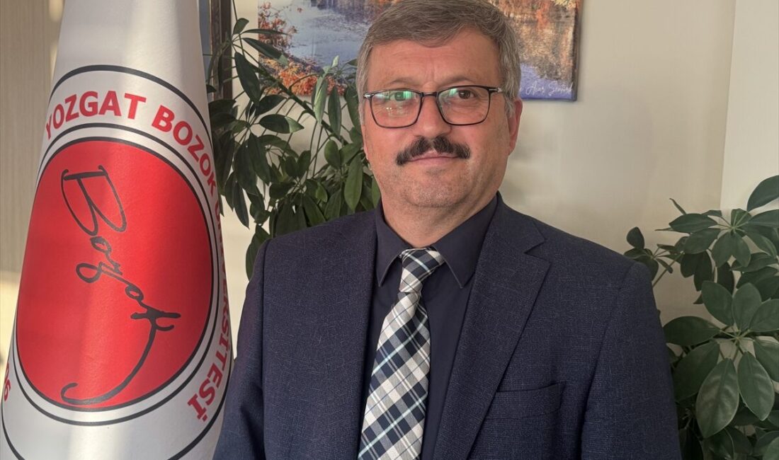 - Yozgatlı çiftçiler, yağışların gecikmesi nedeniyle buğday ekimine yılların alışkanlığı