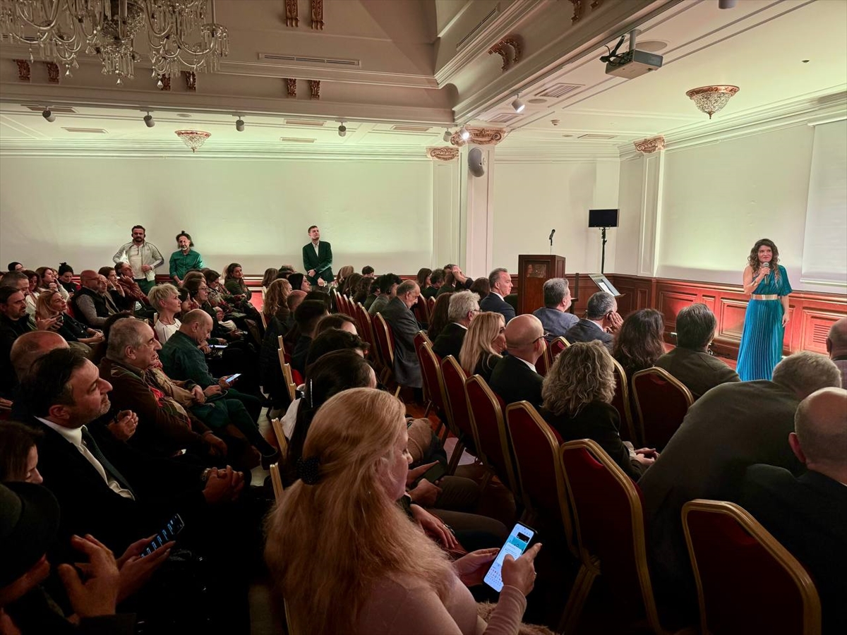 İSTANBUL (AA) – Yunanistan'ın İstanbul Başkonsolosluğunca, Yunan besteci Mikis Theodorakis'in