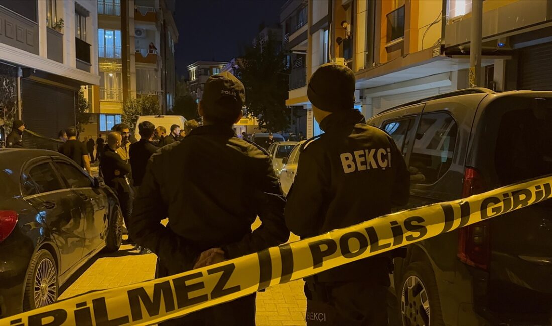 İSTANBUL (AA) – Zeytinburnu'nda, bir iş yerinde çıkan silahlı kavgada