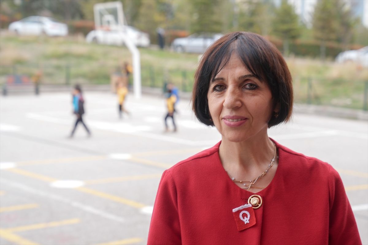 - Real Madrid'de forma giyen Arda Güler'in ilkokul öğretmeni olan