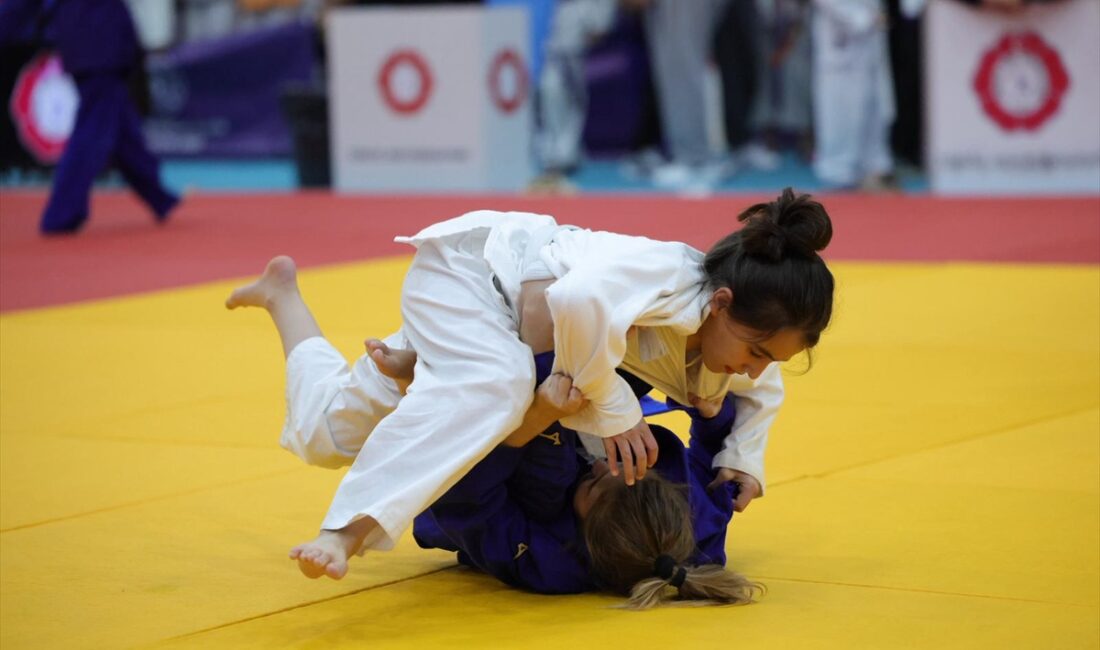 ZONGULDAK (AA) – 9. Uluslararası Madenci Kupası Judo Turnuvası, Zonguldak'ta