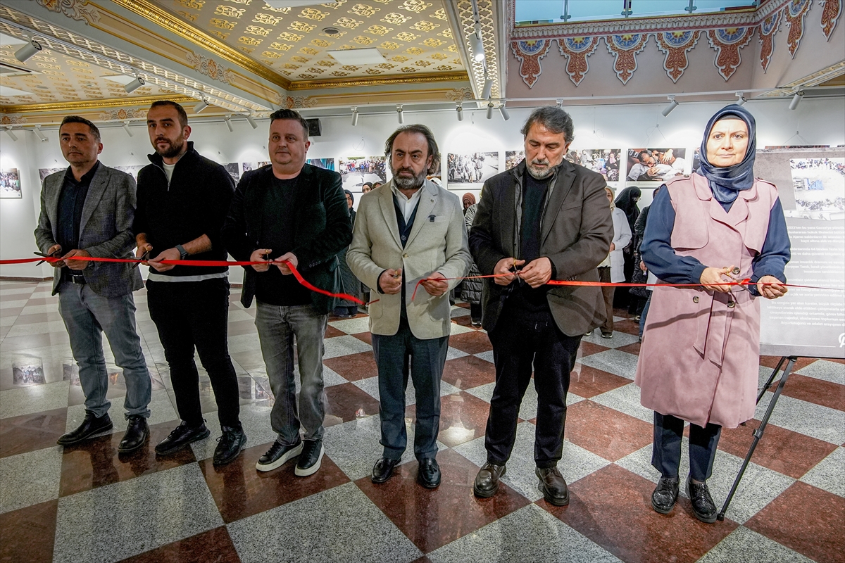 - Bağcılar Belediyesi Başkan Yardımcısı Volkan Çakmak:
- "Soykırımı 50 fotoğrafla